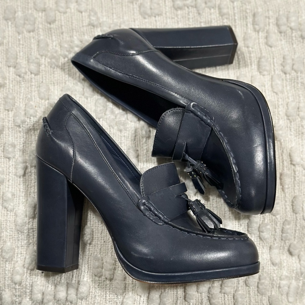 Vince Camuto Leather Heeled Loafers | Size 8.5